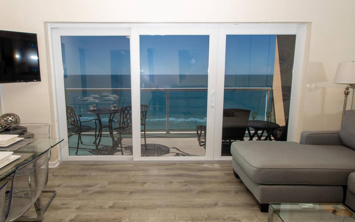 Photo of Livingroom in Clearwater Beach