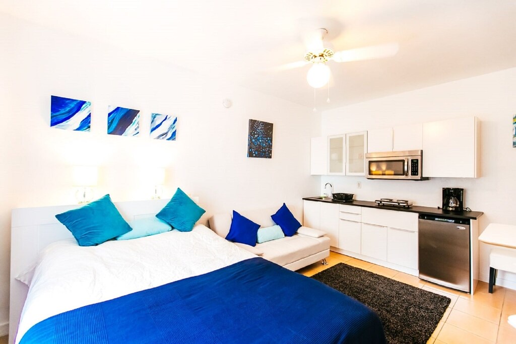 Photo of Bedroom in Bayshore