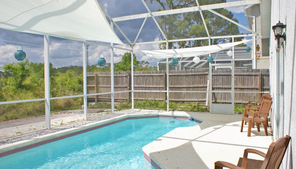 Photo of Outdoor in Windward Cay
