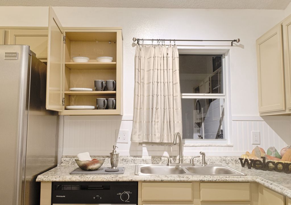 Photo of Kitchen in Windward Cay