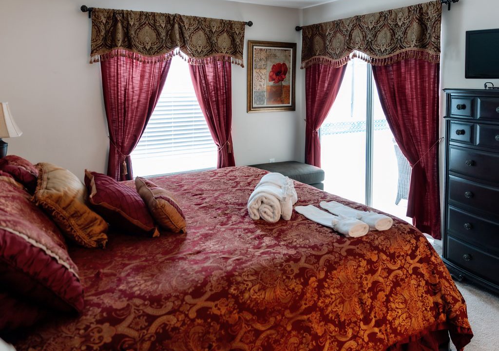Photo of Bedroom in Greater Groves