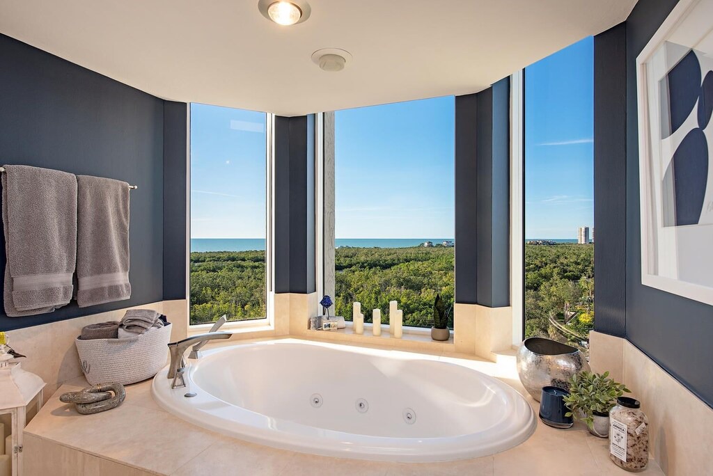 Photo of Bathroom in Pelican Bay