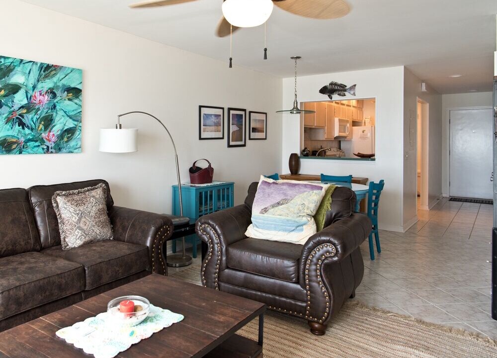 Photo of Livingroom in Crescent Beach