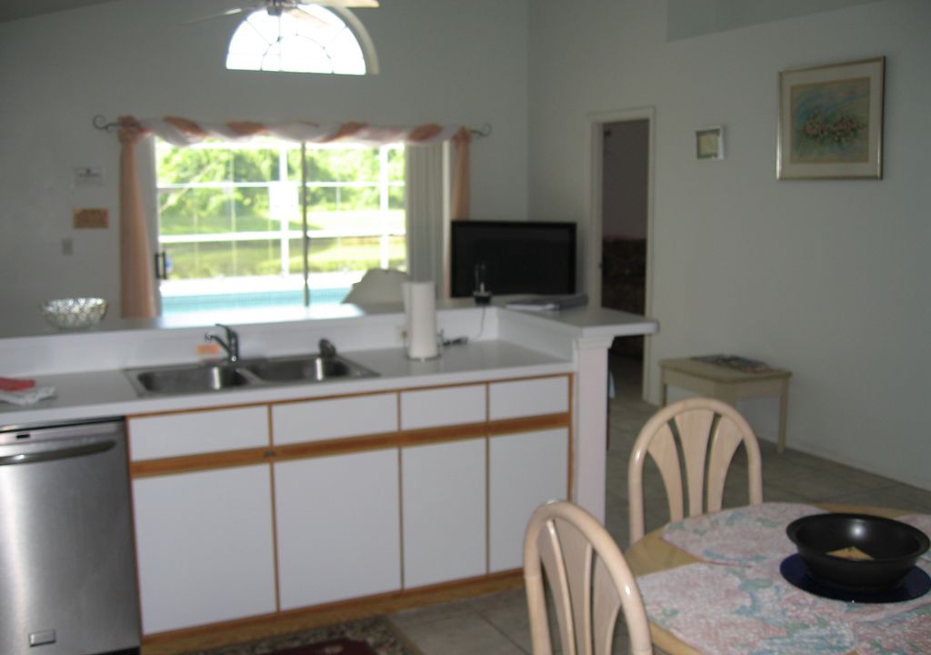 Photo of Others in Windward Cay