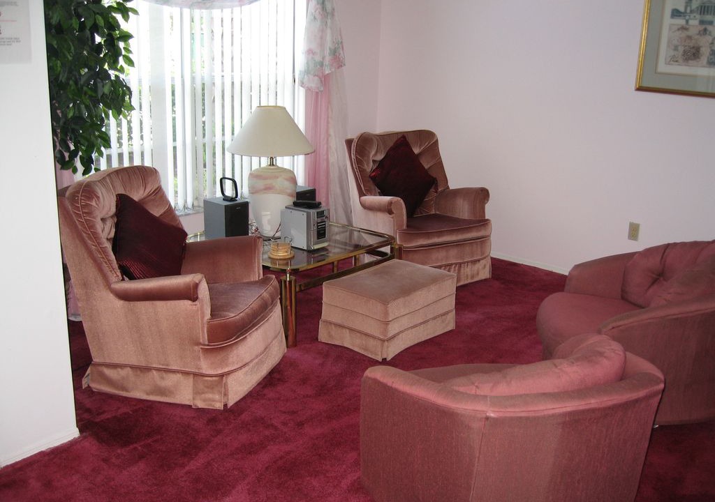 Photo of Livingroom in Windward Cay
