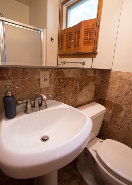 Photo of Bathroom in Windward Cay