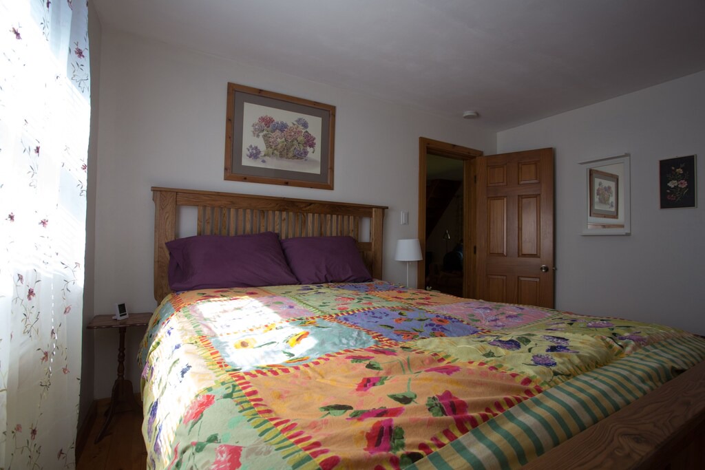 Photo of Bedroom in Windward Cay