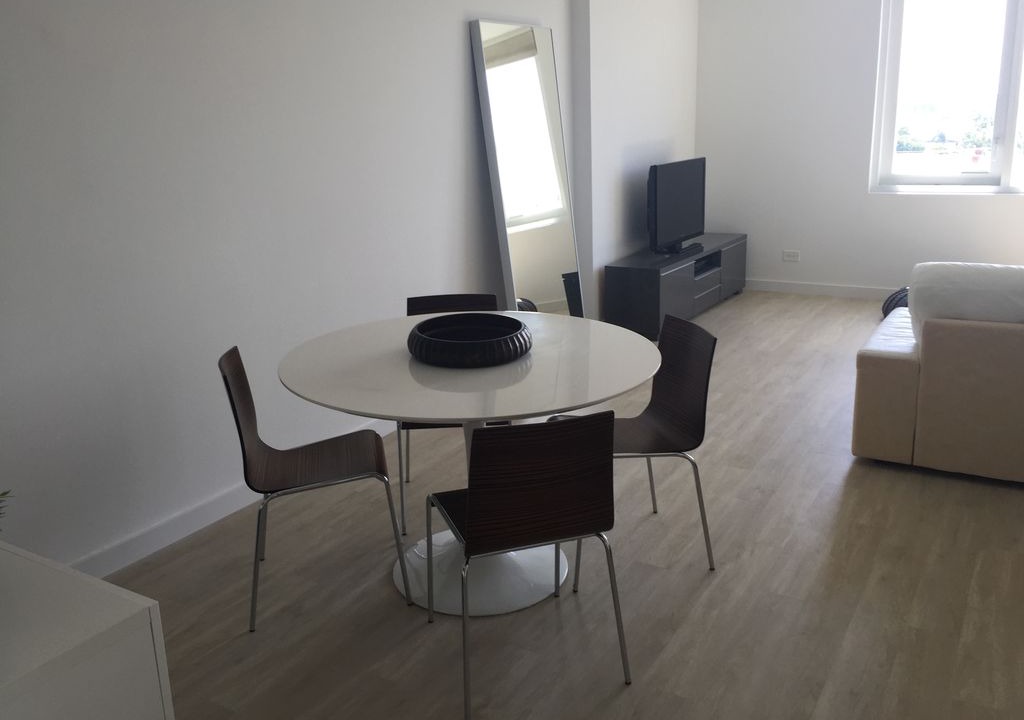 Photo of Livingroom in Bayshore