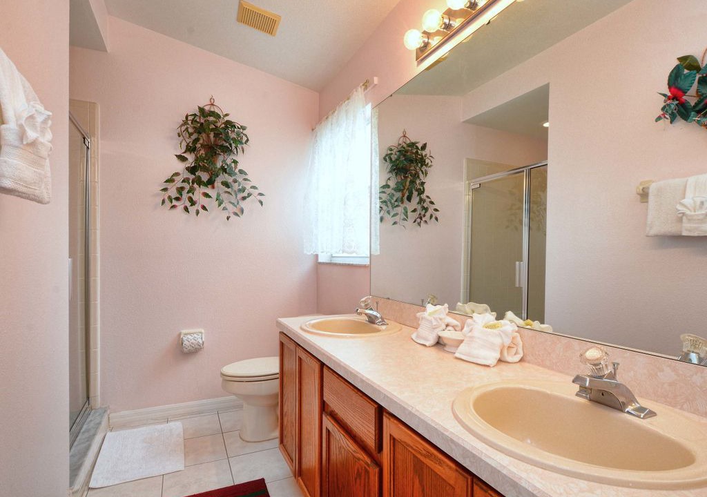 Photo of Bathroom in Greater Groves