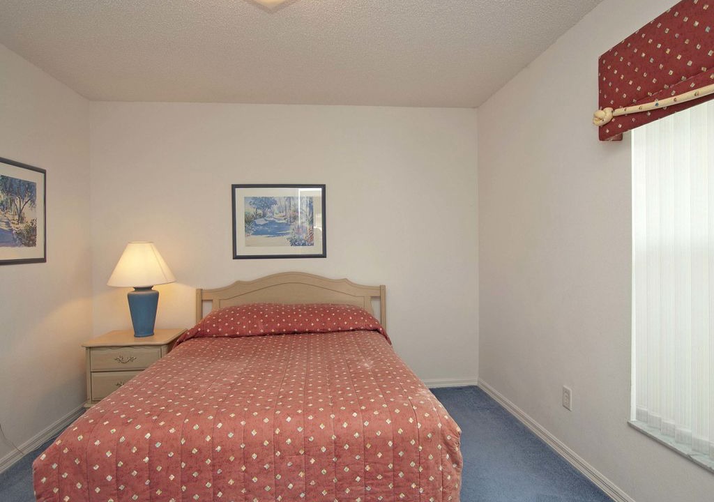 Photo of Bedroom in Greater Groves