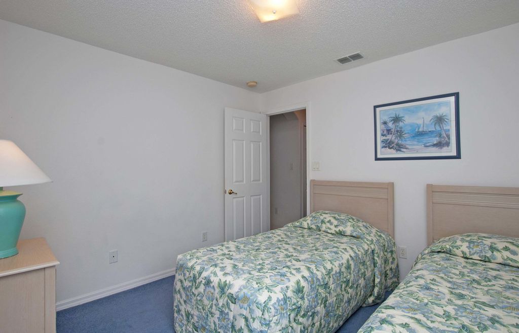 Photo of Bedroom in Greater Groves