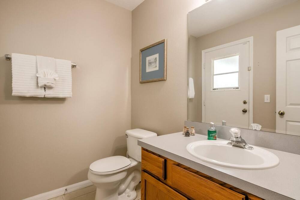 Photo of Bathroom in Clear Creek
