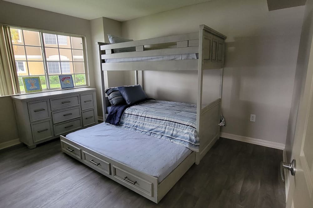 Photo of Bedroom in West Shore