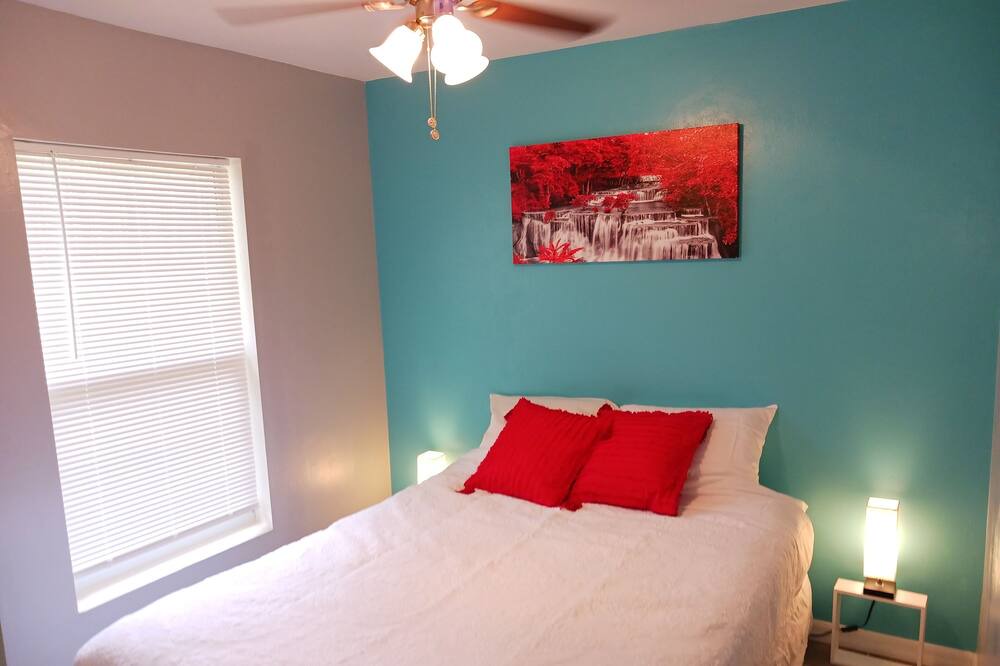 Photo of Bedroom in Old Town