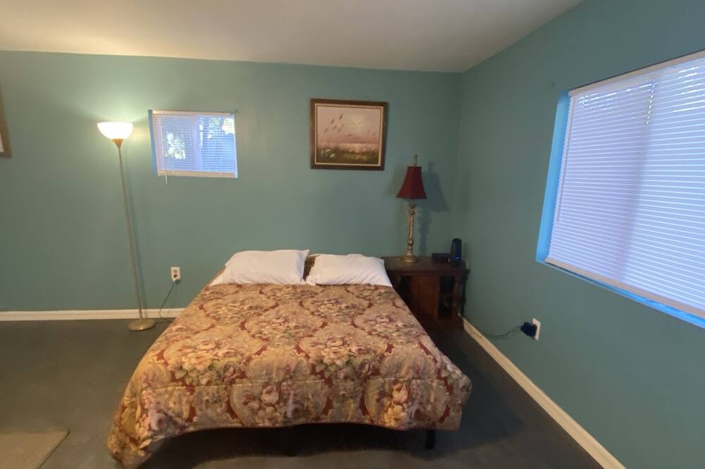 Photo of Bedroom in Ocklawaha