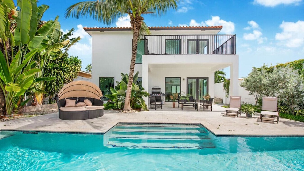 Photo of Outdoor in Coral Way