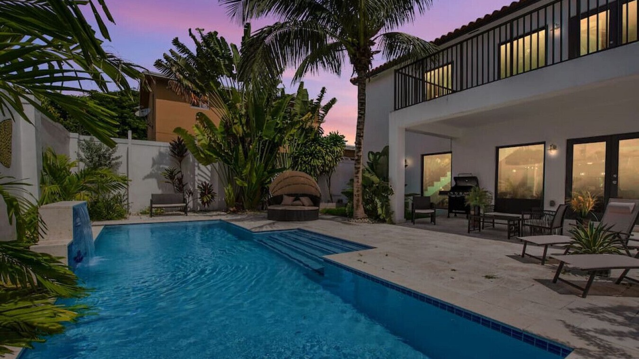 Photo of Outdoor in Coral Way