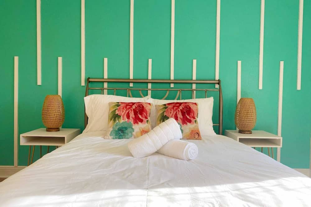 Photo of Bedroom in Egypt Lake-Leto