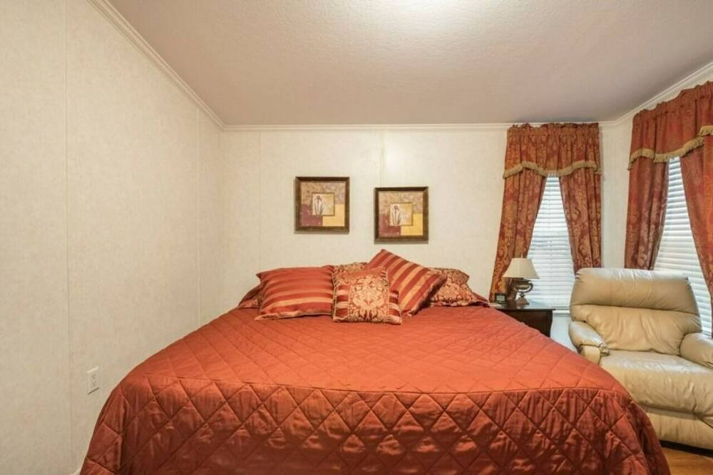 Photo of Bedroom in Ocklawaha