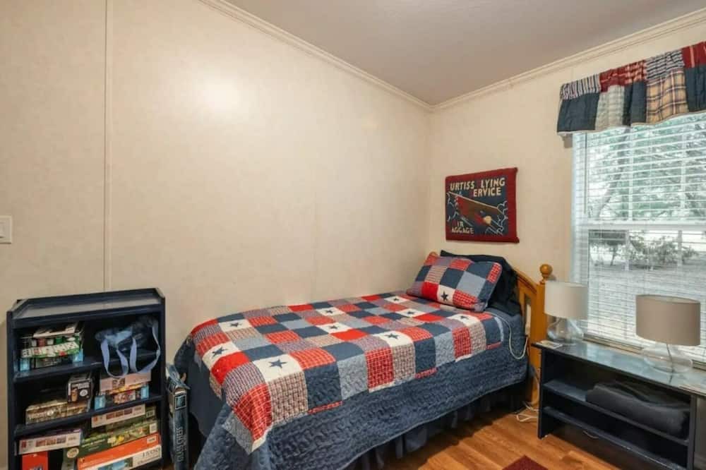 Photo of Bedroom in Ocklawaha