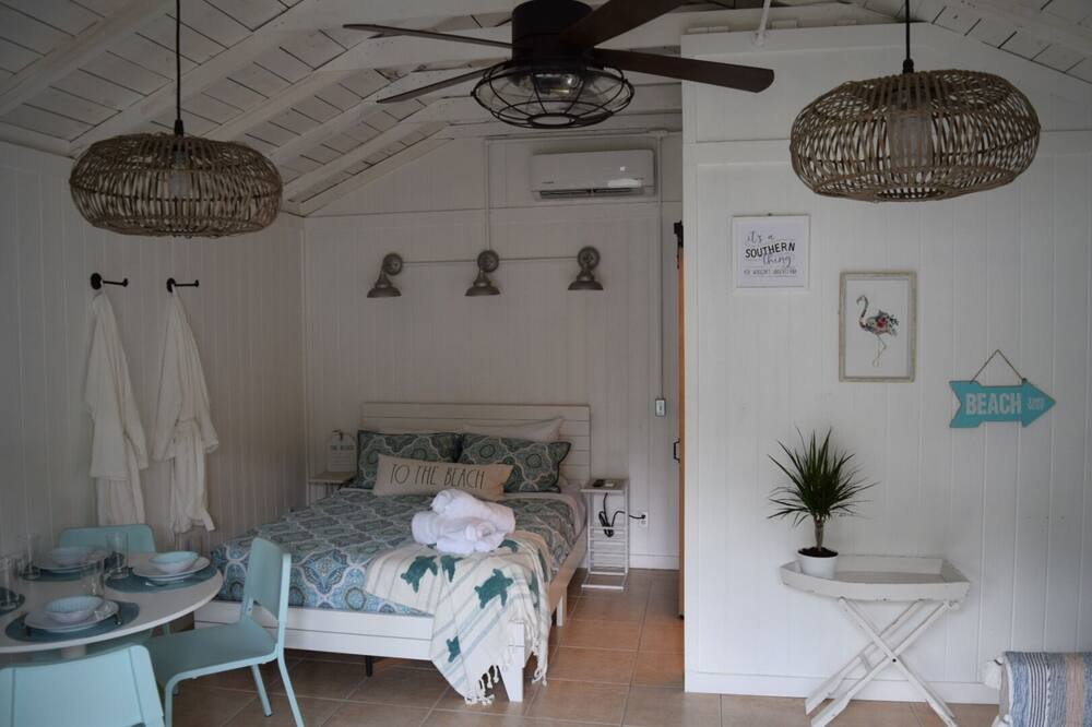 Photo of Bedroom in Forest Hills
