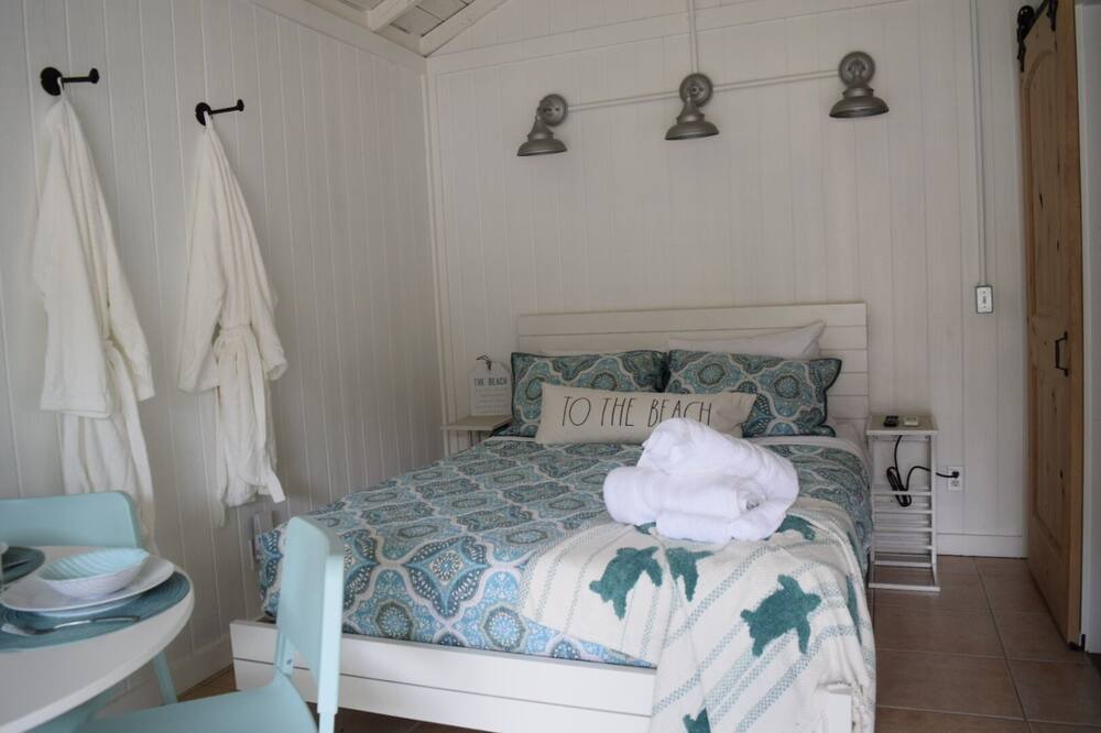 Photo of Bedroom in Forest Hills