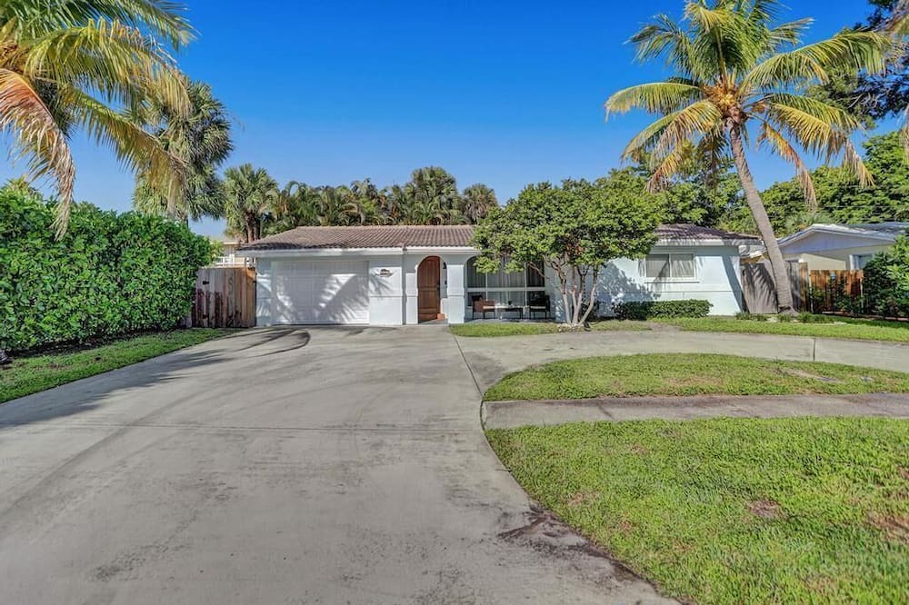 Photo of Outdoor in Deerfield Beach