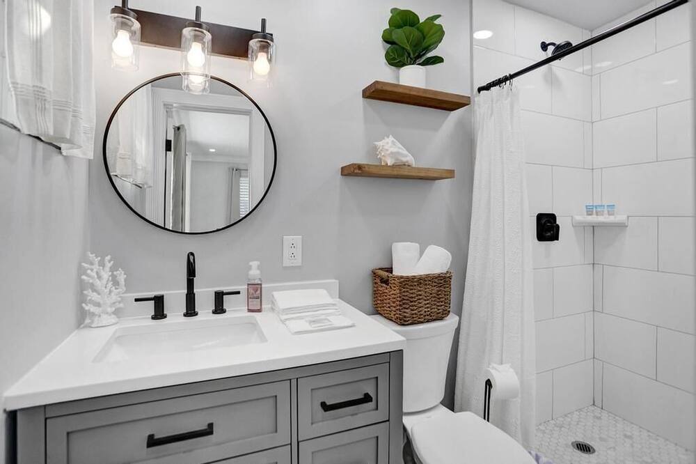 Photo of Bathroom in Deerfield Beach