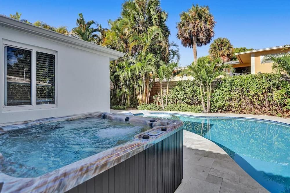 Photo of Outdoor in Deerfield Beach