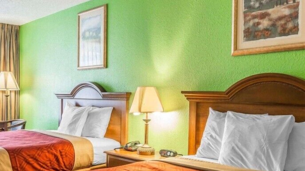 Photo of Bedroom in Douglas
