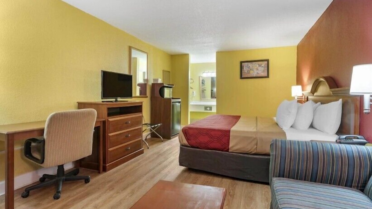 Photo of Bedroom in Douglas
