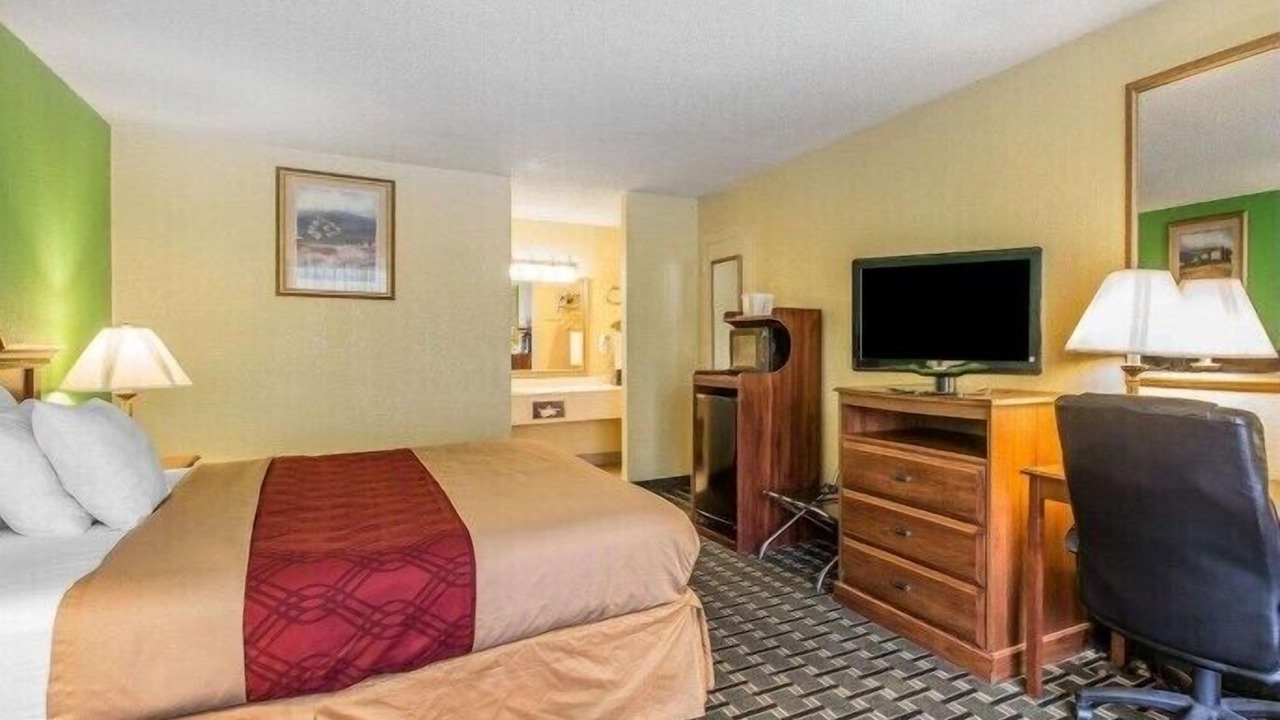 Photo of Bedroom in Douglas