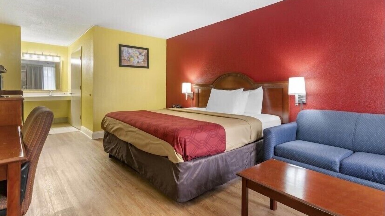 Photo of Bedroom in Douglas