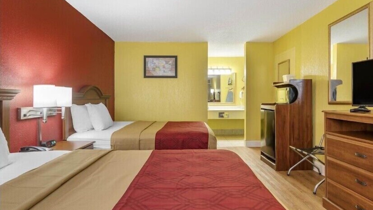 Photo of Bedroom in Douglas