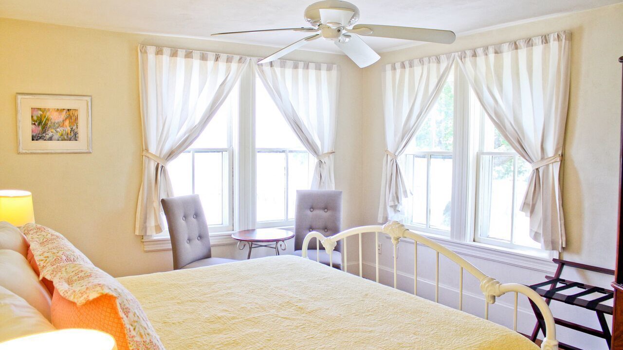 Photo of Bedroom in Historic District