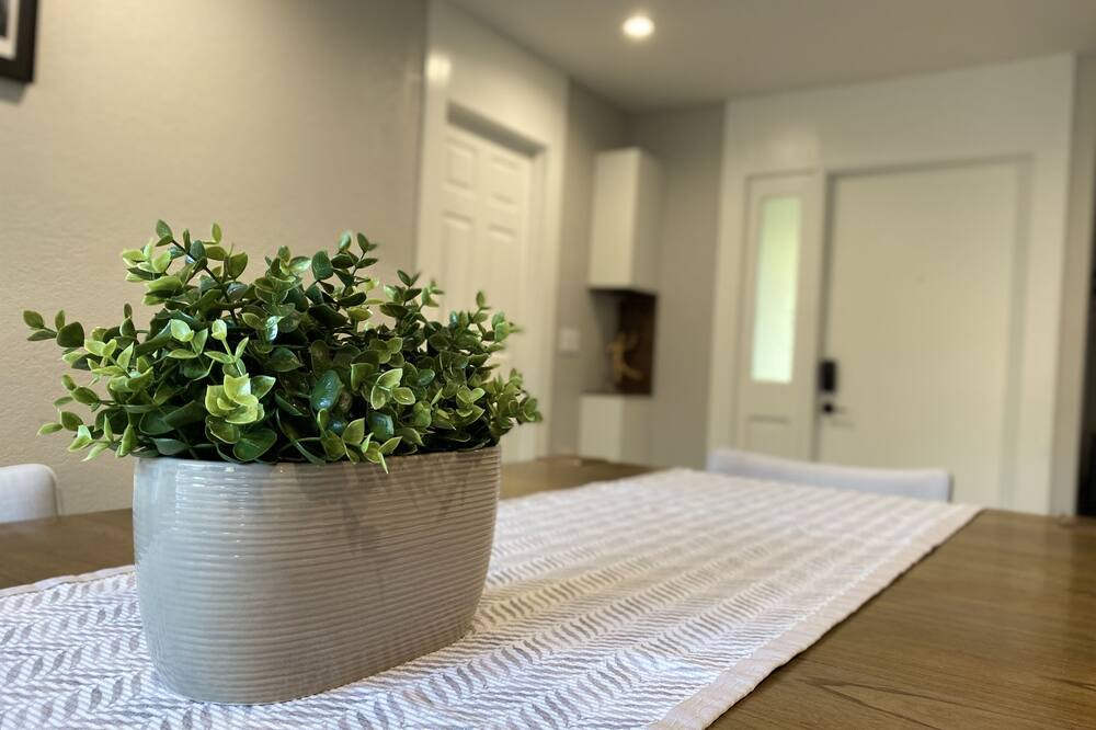 Photo of Bedroom in Egypt Lake-Leto
