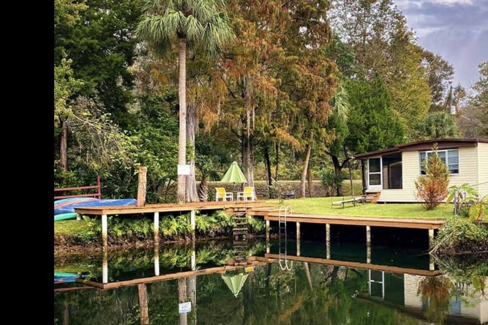 Photo of Outdoor in Weeki Wachee Gardens