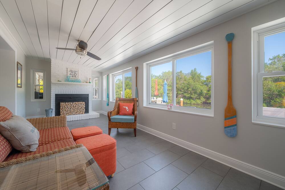 Photo of Livingroom in Ruskin