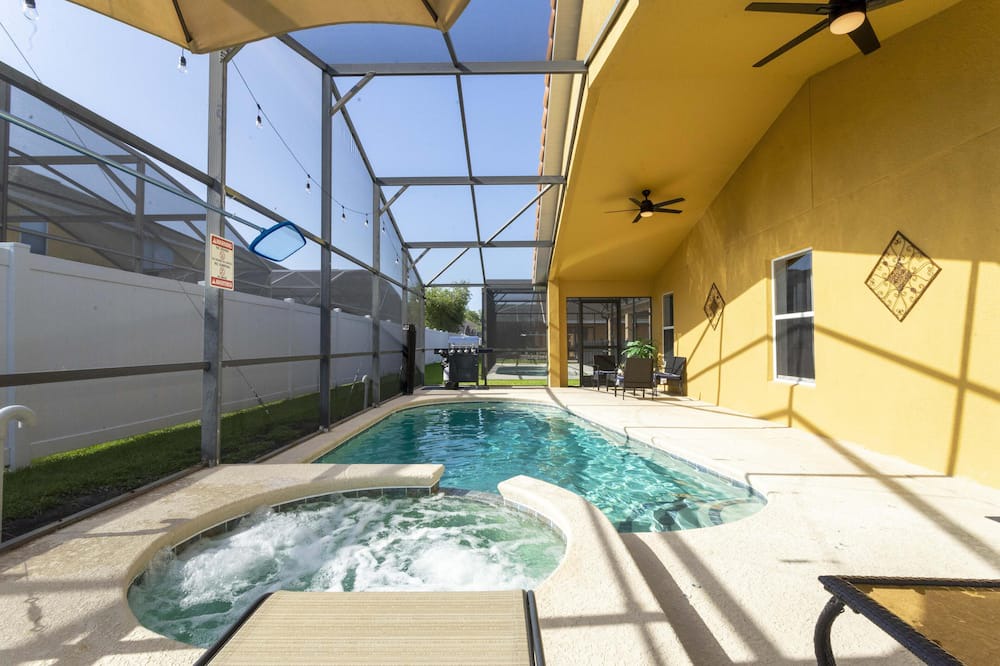Photo of Outdoor in Veranda Palms