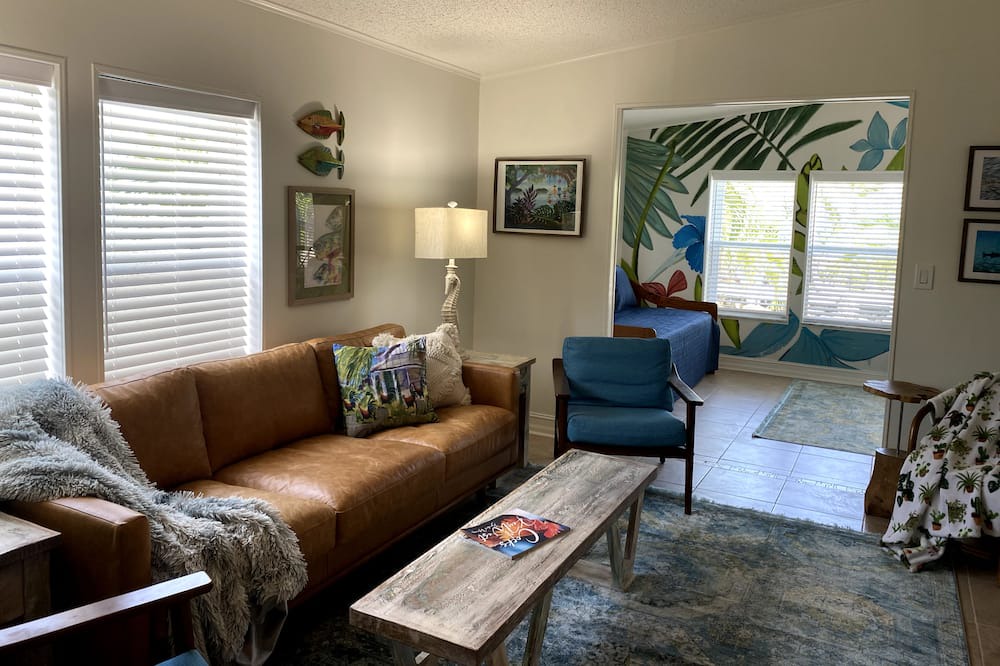 Photo of Livingroom in Little Torch Key