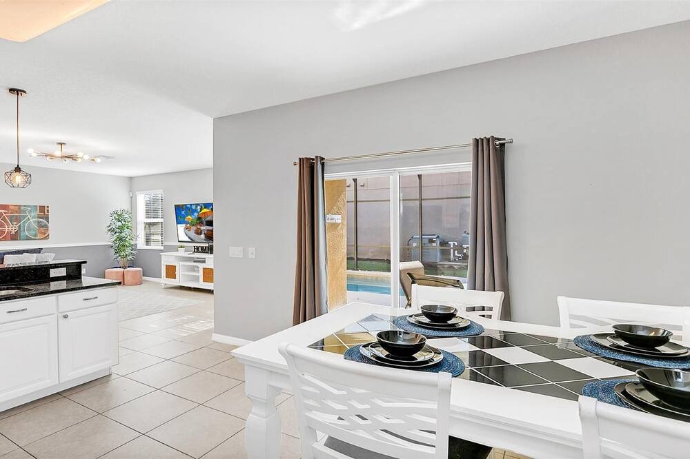 Photo of Kitchen in Veranda Palms