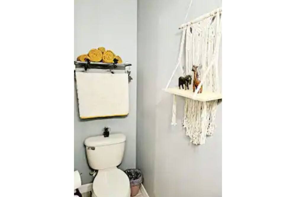 Photo of Bedroom in County Line Coalition