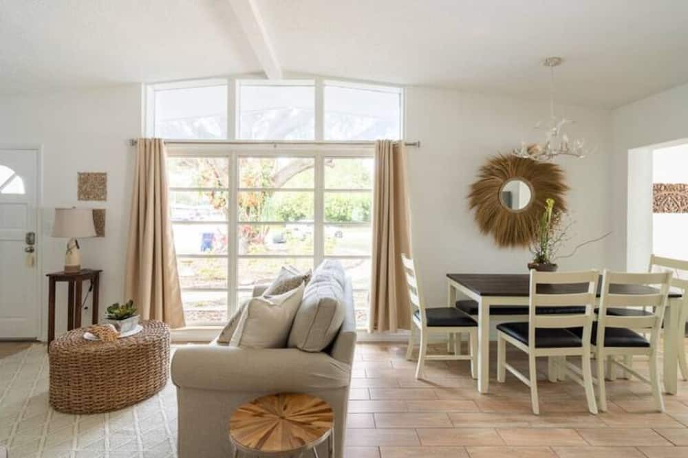 Photo of Livingroom in Sarasota