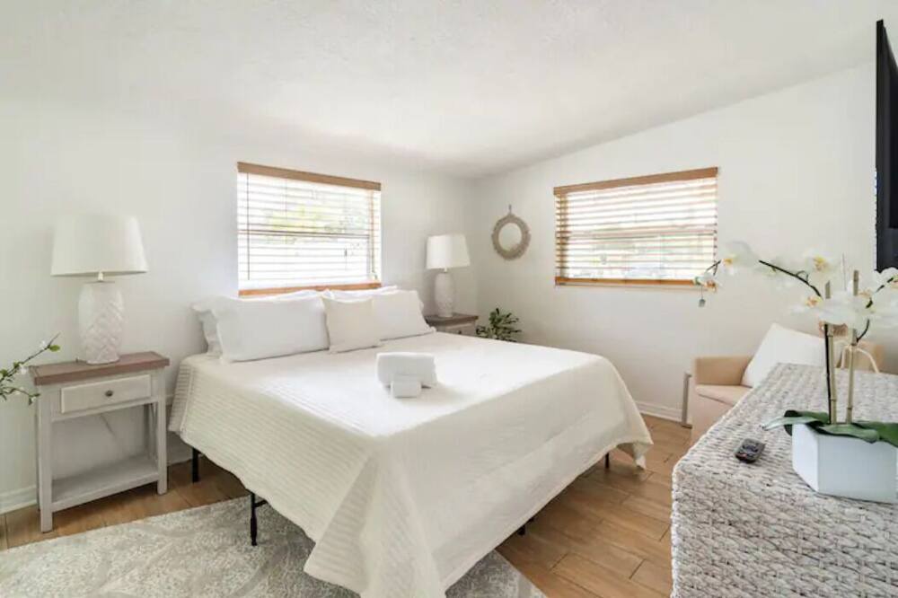 Photo of Bedroom in Sarasota