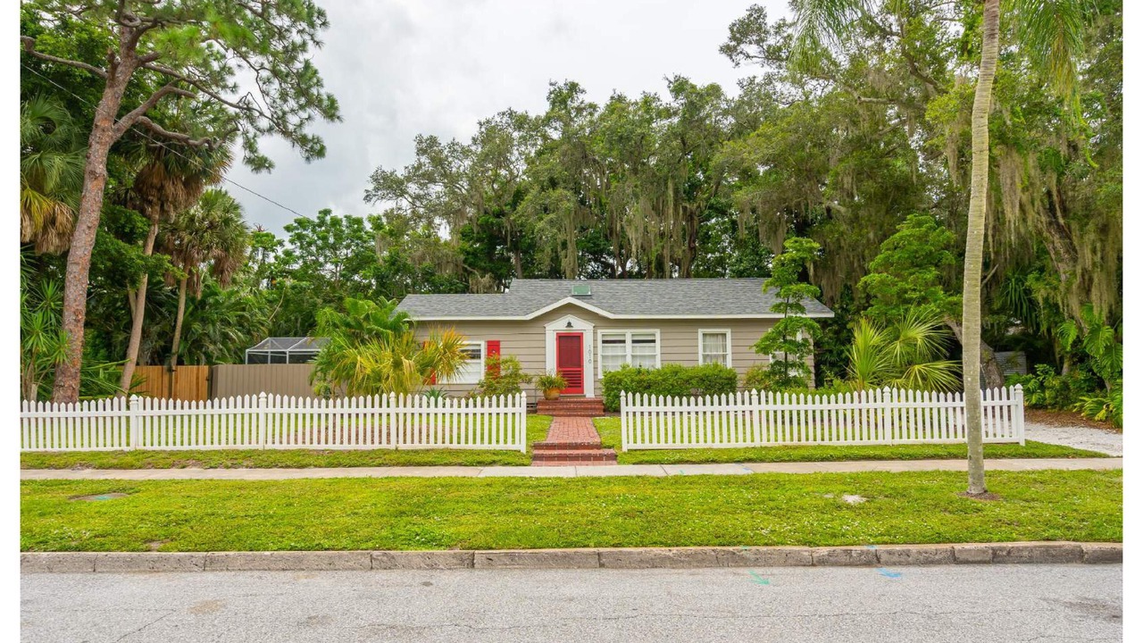 Photo of Outdoor in Indian Beach Sapphire Shores