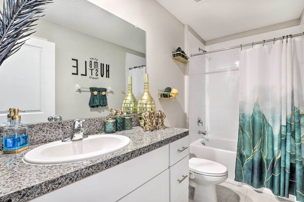 Photo of Bathroom in Ruskin