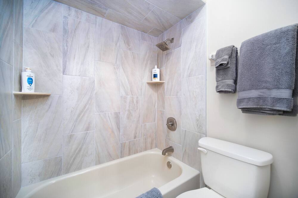 Photo of Bathroom in Mandarin
