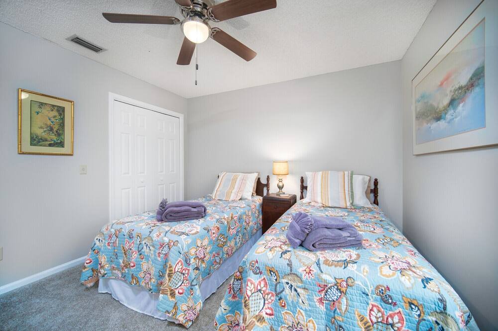 Photo of Bedroom in Mandarin
