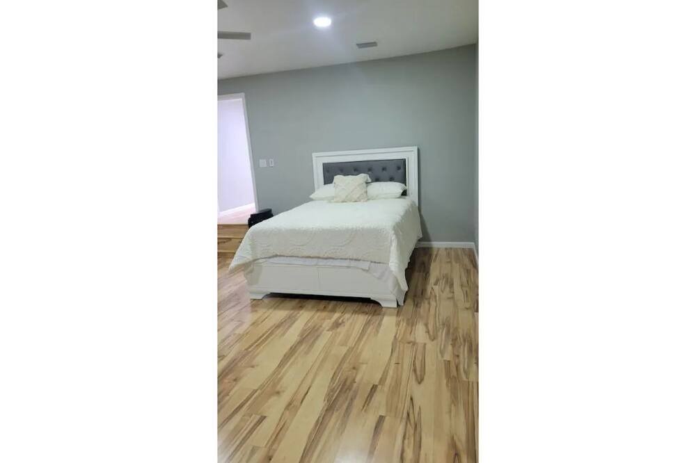 Photo of Bedroom in Southside