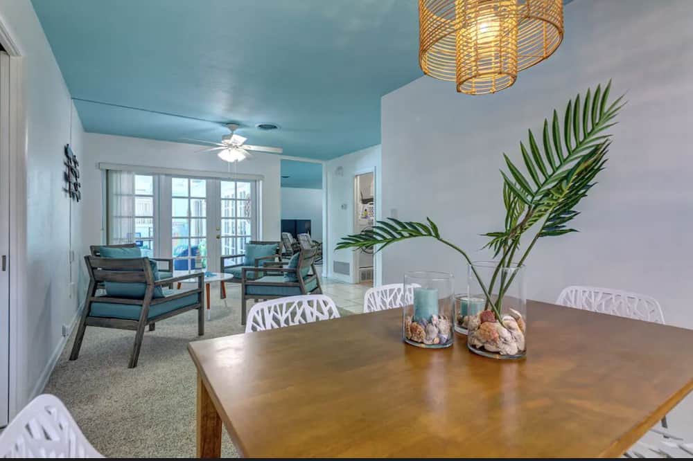 Photo of Kitchen in Cocoa Isles